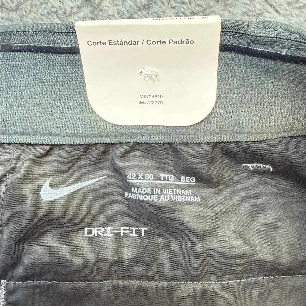 Nike Golf Dri-FIT Pants Mens 42x28‎ Grey NWT DN2397-070 Standard Fit Trousers